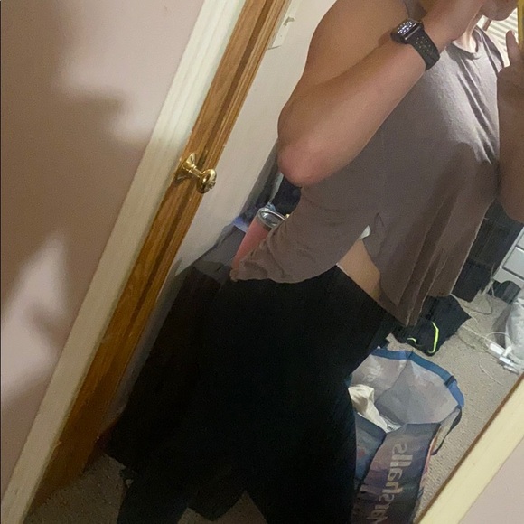 Tanktop - Picture 2 of 3